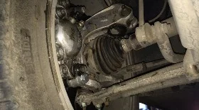 Замена передних шаровых опор и стоек стабилизатора Volkswagen Tiguan