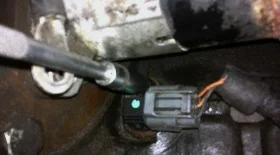 Замена датчика коленвала Опель Астра G