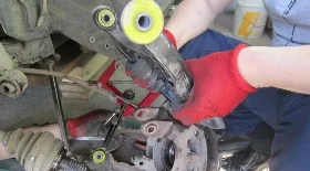 Замена сайлентблоков задних верхних рычагов Марк 2