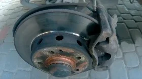 Замена тормозного диска и колодок на Mercedes W124