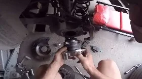 Замена задней ступицы Мазда 3