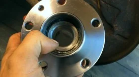 Замена задней ступицы Alfa Romeo 147