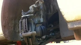 Замена передних колодок Опель Астра J