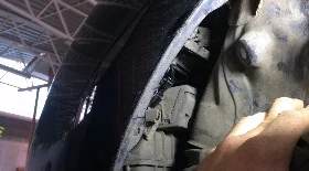 Замена лампы ближнего света Мазда 6 GH