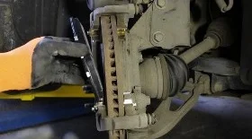 Замена тормозных колодок Форд Эксплорер 5