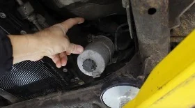 Замена топливного фильтра Discovery 3